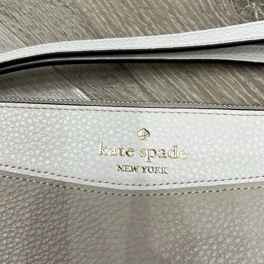 Kate Spade Lucy Colorblock Pebbled Leather Medium L-Zip Wristlet